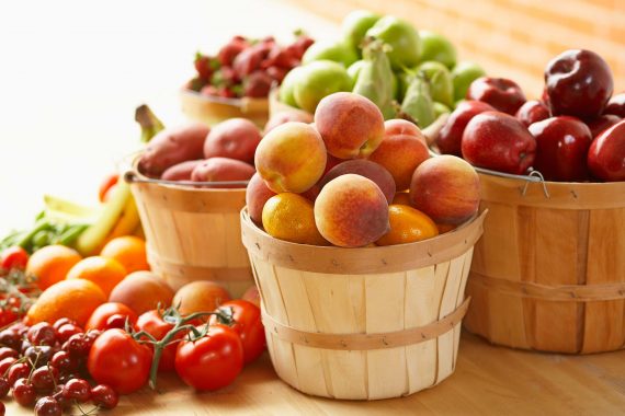 basket of fruit with wholesale dropshipping supplements
