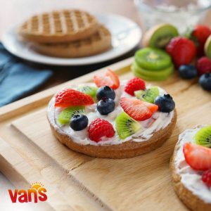 Van's Power Grains Waffles with fruit