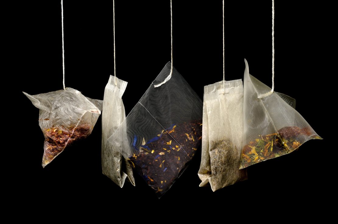 Tea suppliers can purchase bulk organic tea in a variety of bag forms