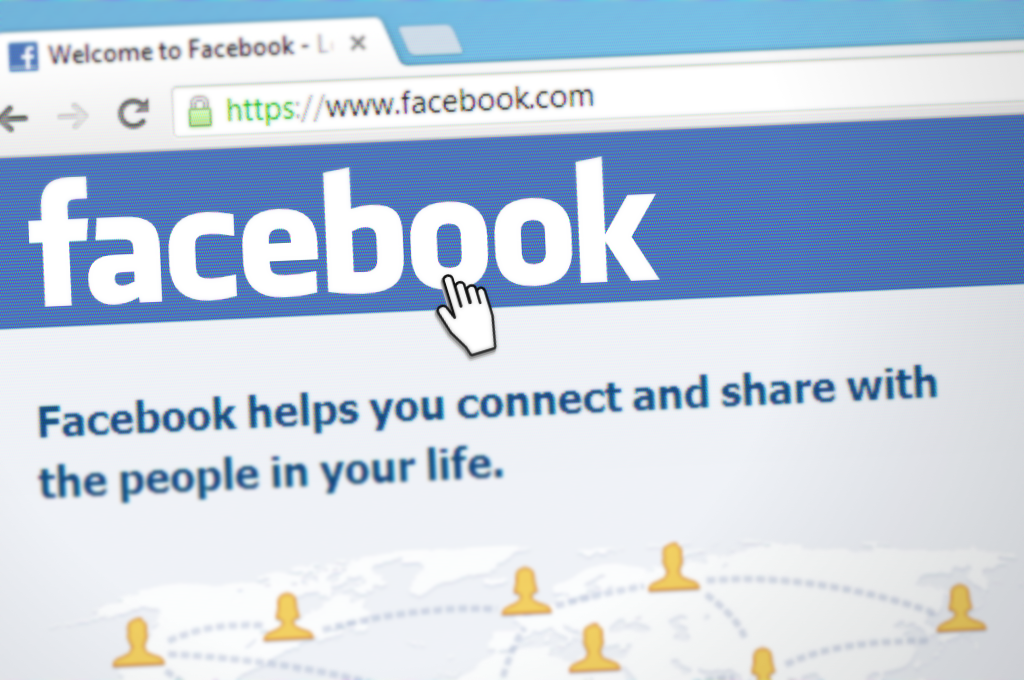 Use Facebook ads to create digital marketing campaigns