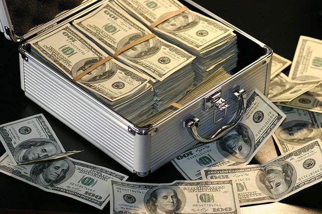 Can Dropshipping Be A Full-Time Job?